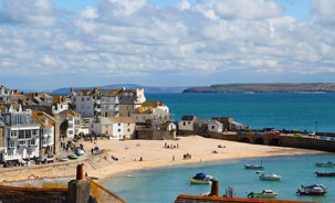 View over the St Ives Harbour from Admiral Cottage