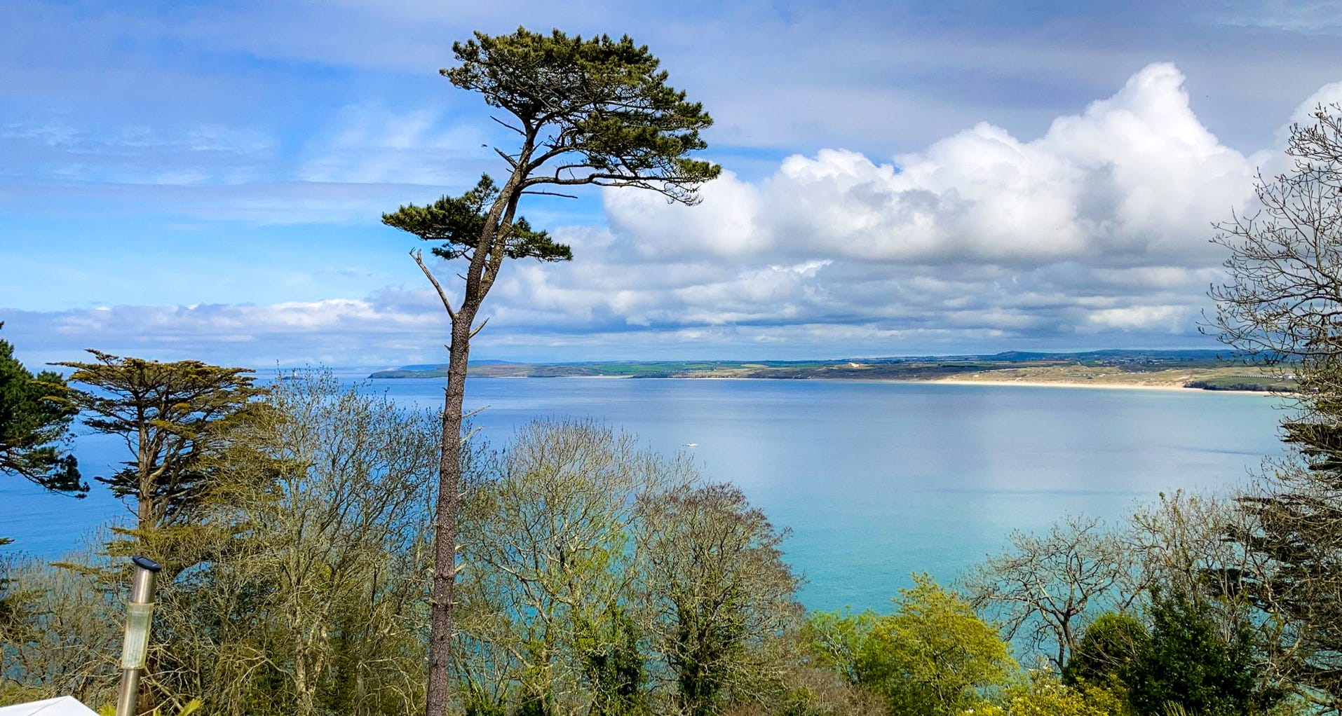 Birdsong, pet friendly sea view holiday rental accommodation Carbis Bay Beach St Ives Cornwall  
